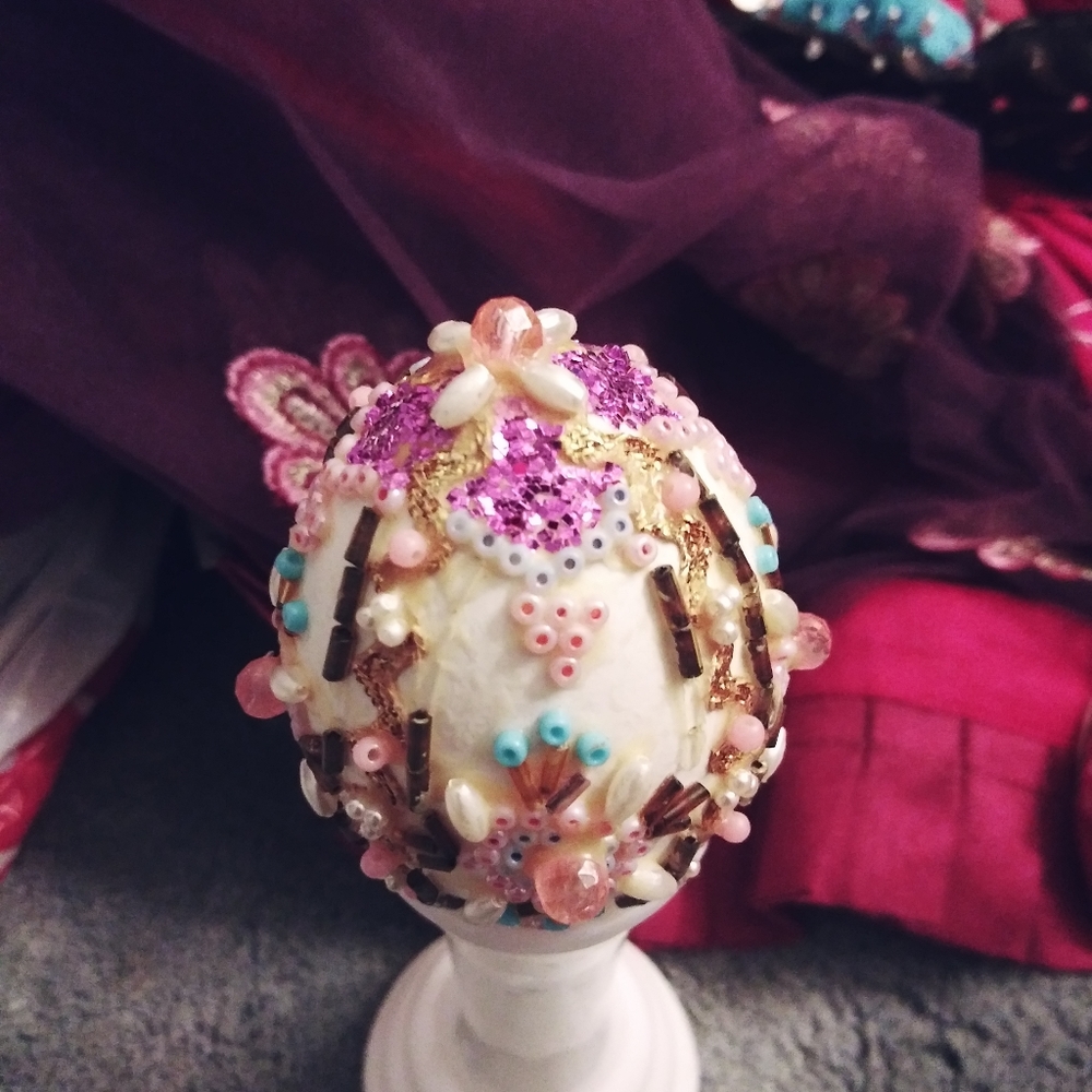 Real Pearl adorned eggs